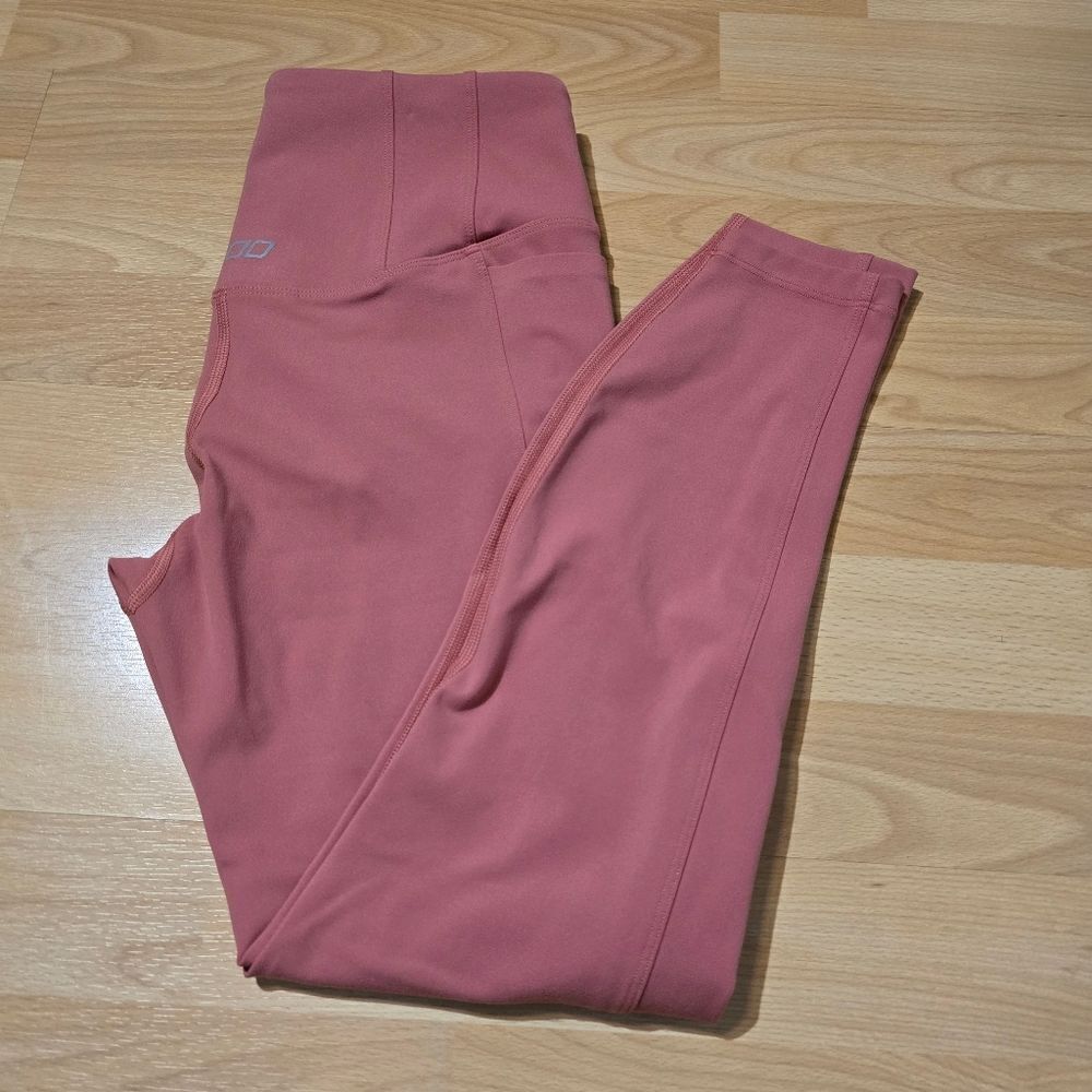 LORNA JANE pocket legging